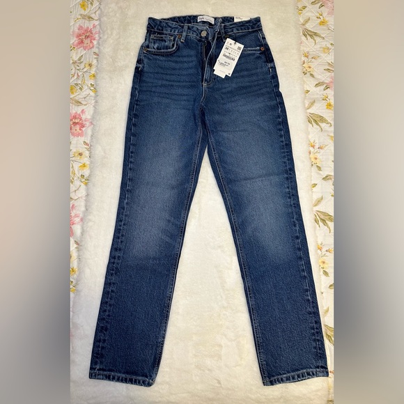 ZARA JEANS size 6 US (new condition, tags included). High rise - Ankle lenght - Picture 6 of 9